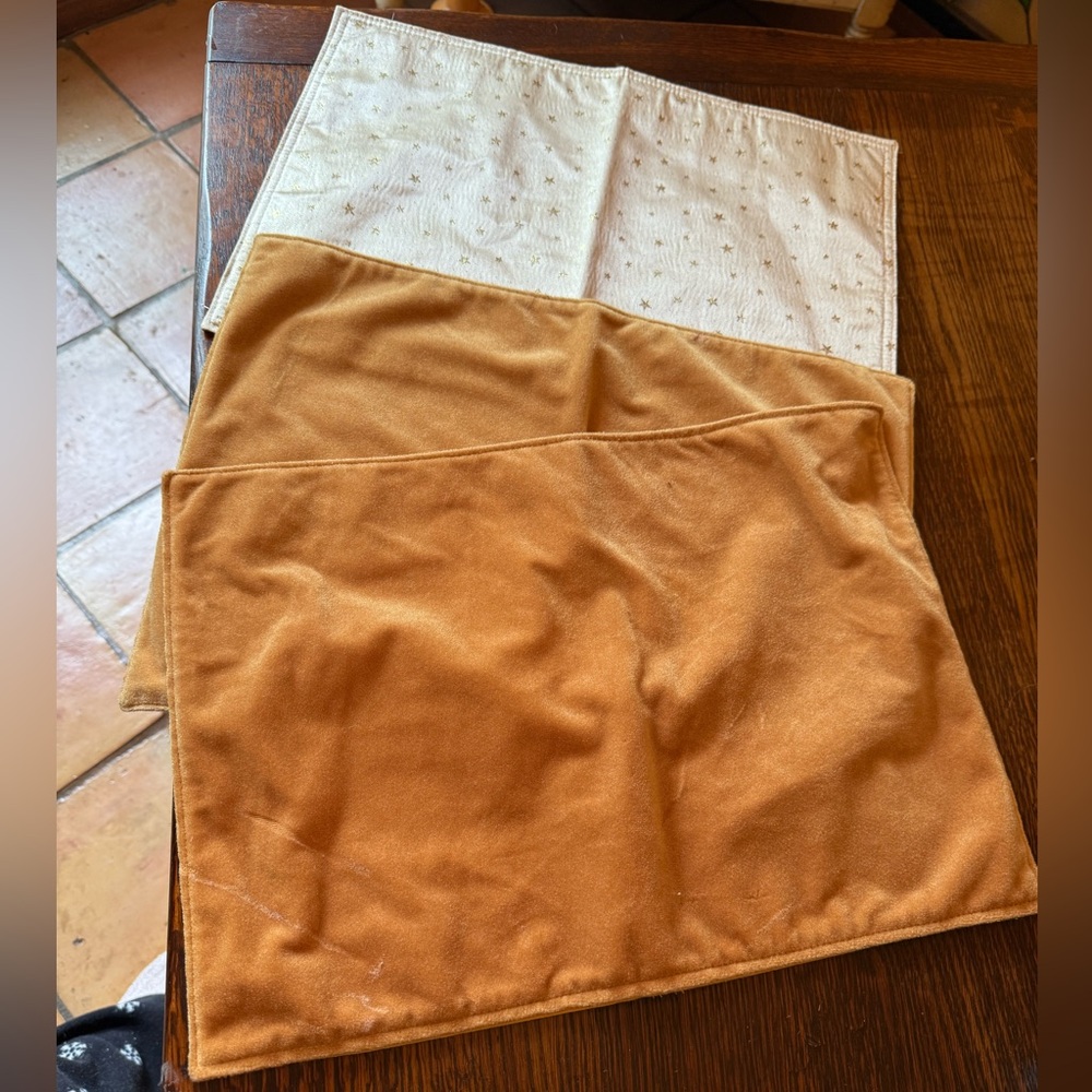 Placemats